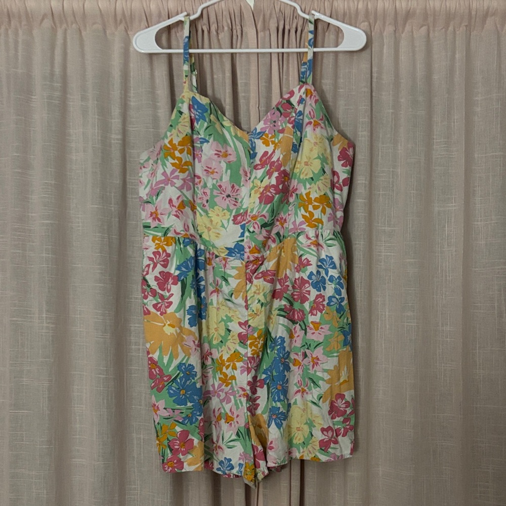 Old Navy Floral Jumpsuit - Multicolor